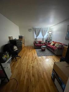 Grand 4 1/2 à louer sur Souart à CDN (demi sous-sol)