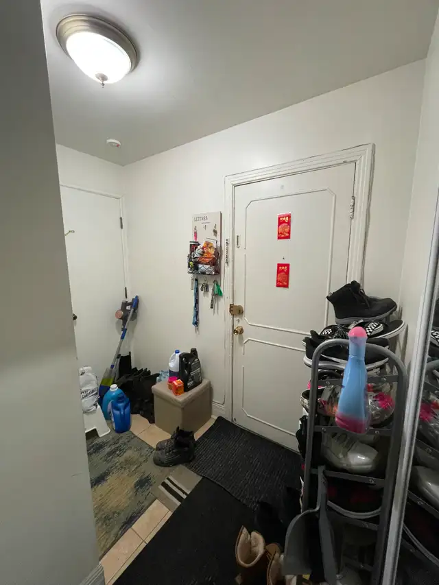 Grand 4 1/2 à louer sur Souart à CDN (demi sous-sol) - Photo 4