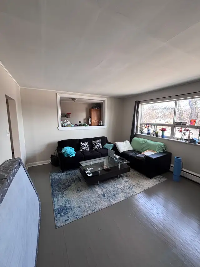 2 bedroom apartment for rent - Photo 2