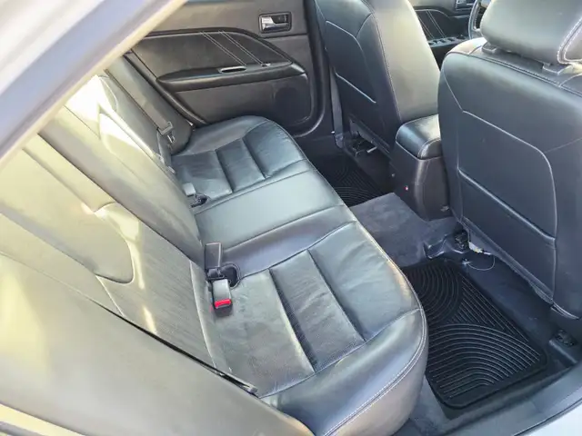 2011 Ford Fusion SPORT AWD V6 Backup Camera Sunroof Leather Seat - Photo 10