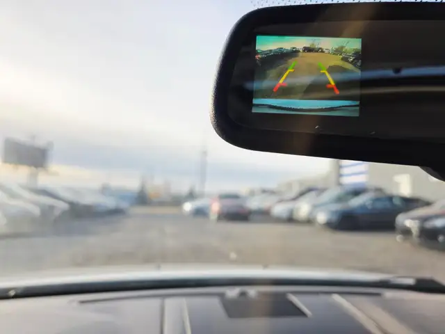 2011 Ford Fusion SPORT AWD V6 Backup Camera Sunroof Leather Seat - Photo 16