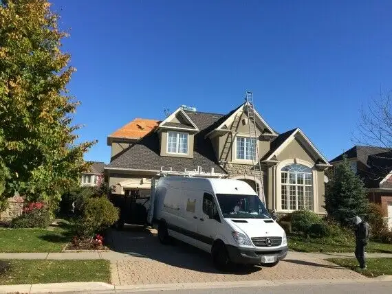 ROOFING SERVICE! BEST ROOFER! FREE QUOTE CALL 416-948-6637