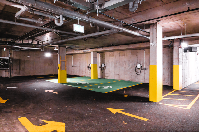 $1996 - 39 Front - 2 BEDROOM UNIT (ALL INCLUSIVE) - Photo 6