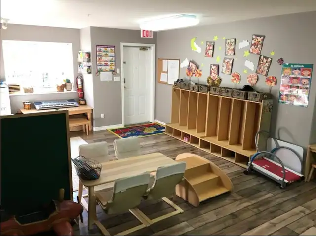 Hidden Gem!! Weekend Language Classes | Small Class | Ages 2–8 - Photo 2