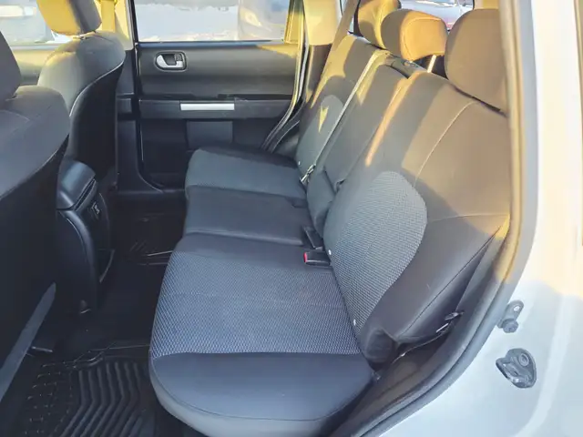 2011 Mitsubishi Endeavor AWD V6 Remote Starter Winter Tires - Photo 8