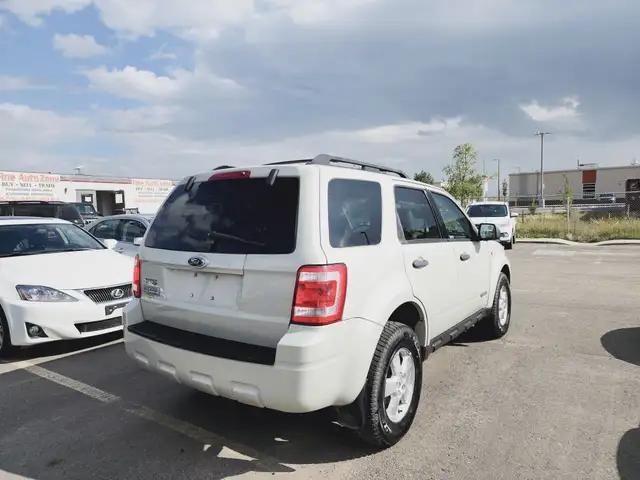2008 Ford Escape Leather Sunroof Heated Seats Clean Carfax - Photo 4