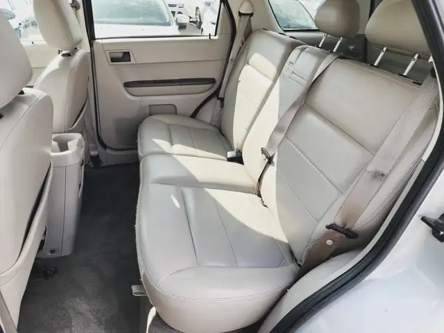 2008 Ford Escape Leather Sunroof Heated Seats Clean Carfax - Photo 9