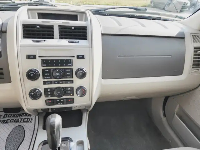 2008 Ford Escape Leather Sunroof Heated Seats Clean Carfax - Photo 17