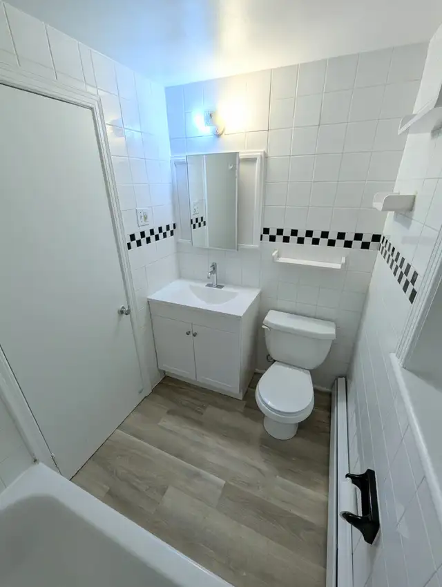 1 Bedroom Apartment Downtown (Unit 2 Duplex) - Photo 5