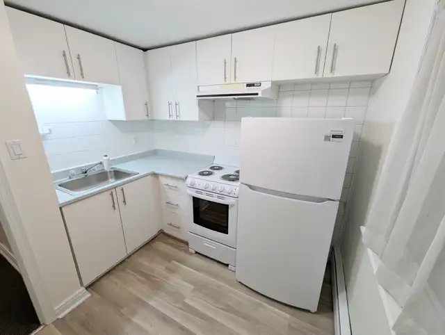 1 Bedroom Apartment Downtown (Unit 2 Duplex) - Photo 9