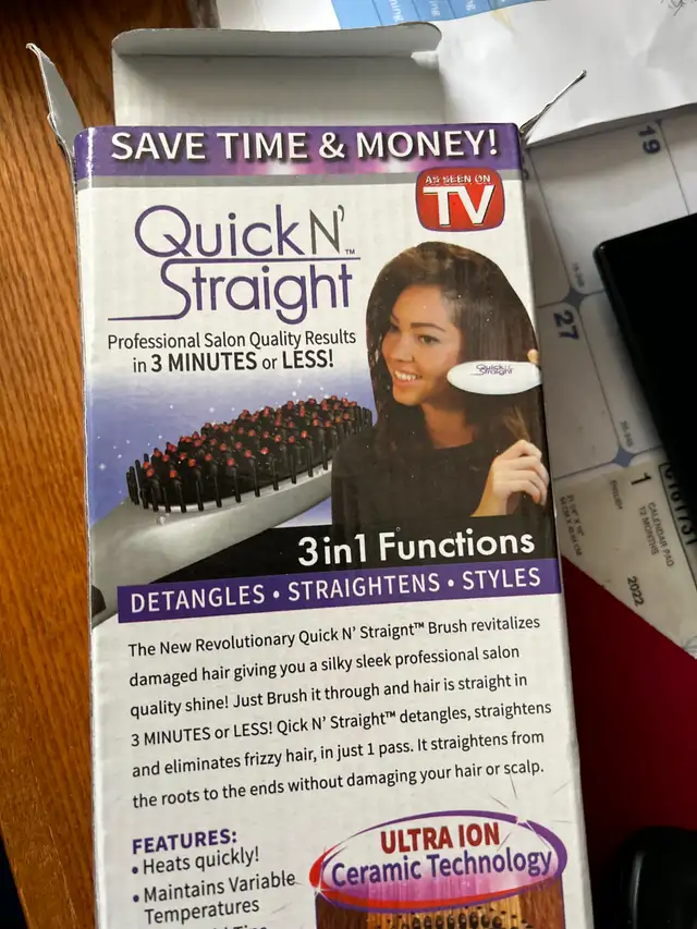 NEW QUICK N' STRAIGHT 3 IN 1 HAIR STRAIGHTENERSAS PICTURED