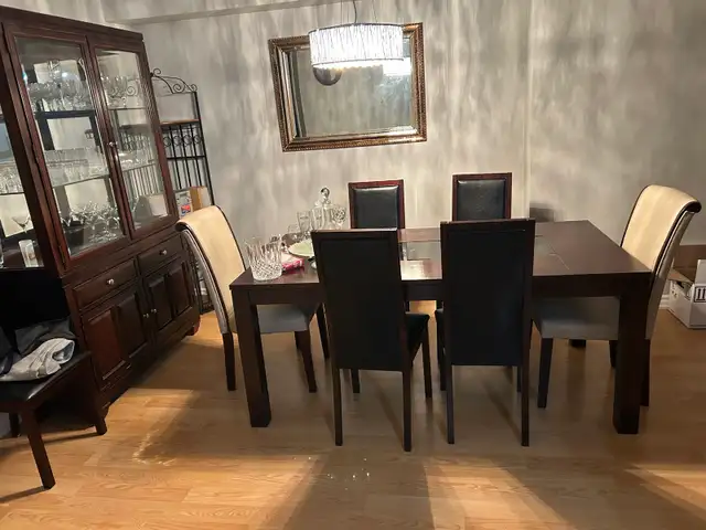 dining room set