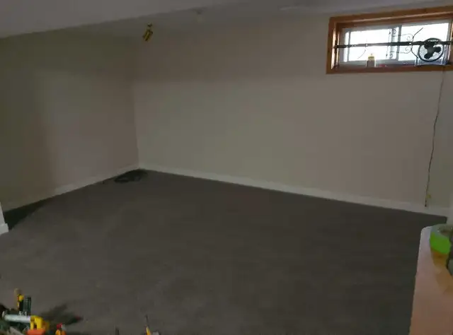 seeking cash work - Photo 2