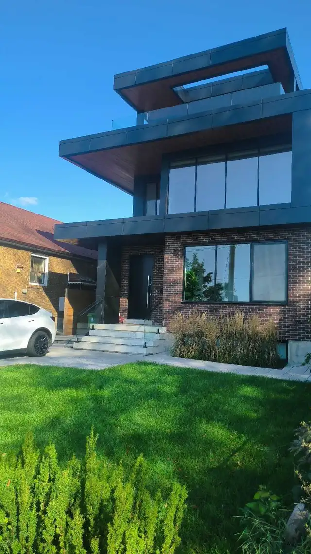 CHEAP SPRING YARD CLEANUPS/GLOWUPS! 647-571-9326 - Photo 3