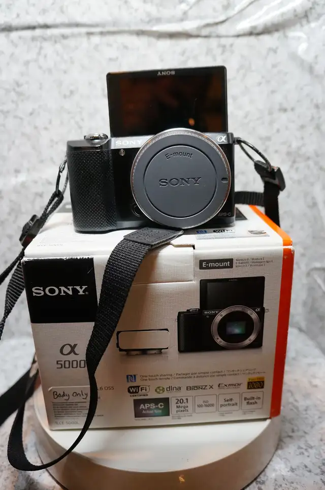 Sony a5000 Camera with unlimited recording & clean HDMI output - Photo 4