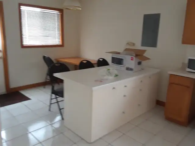 student room(for girl)-close to university and mall - Photo 3