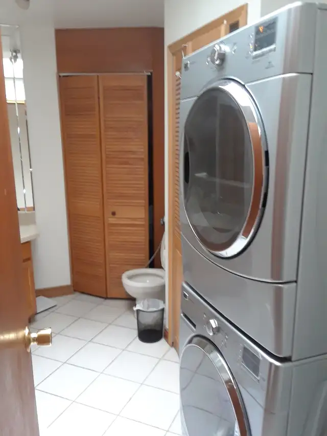 student room(for girl)-close to university and mall - Photo 6