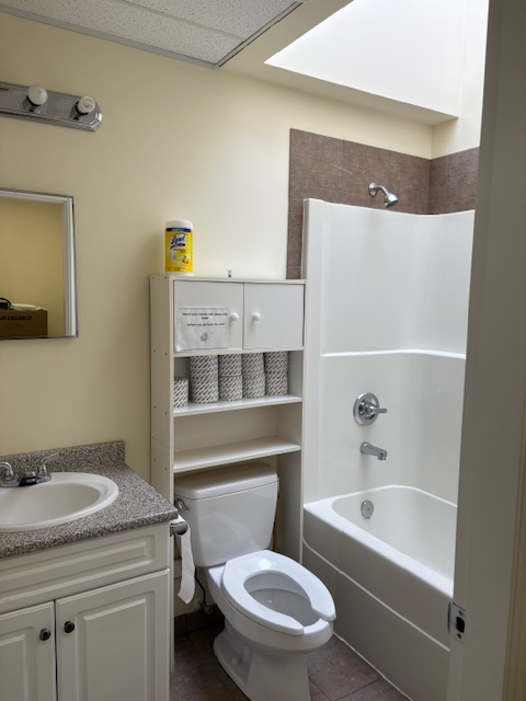 Downtown Vernon with Parking - Photo 10