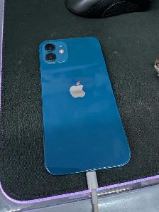 iPhone 12 64gb Exellent état Négociable