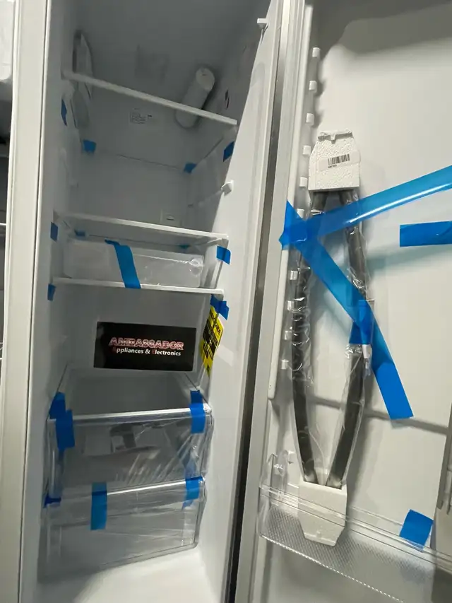 NEW 36" Frigidaire External Water&Ice Side By Side Fridge 25 CF - Photo 4