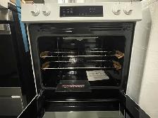 NEW 30" Frigidaire 5.3 Cu. Ft. Slide In Range Stove(Steam Clean) - Photo 4