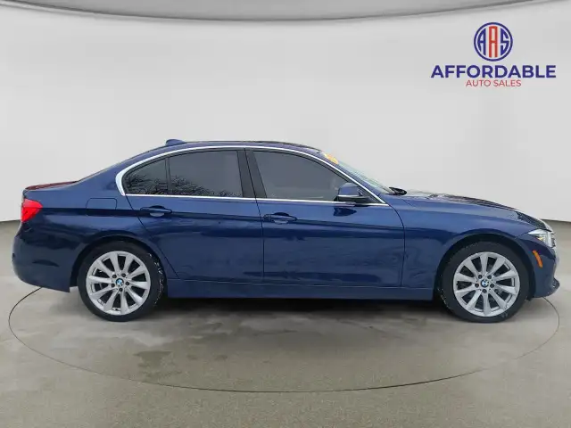 2017 BMW 3 Series 330i xDrive - Photo 6
