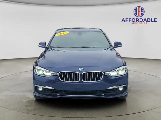 2017 BMW 3 Series 330i xDrive - Photo 8