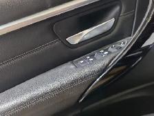 2017 BMW 3 Series 330i xDrive - Photo 11