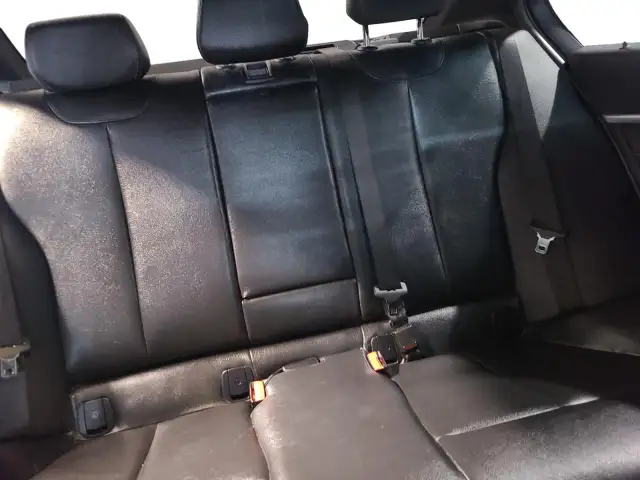 2017 BMW 3 Series 330i xDrive - Photo 17