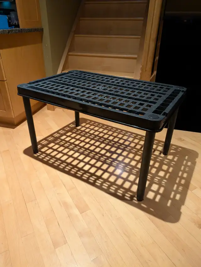 Sturdy Black Plastic Laundry Room Table - Photo 2