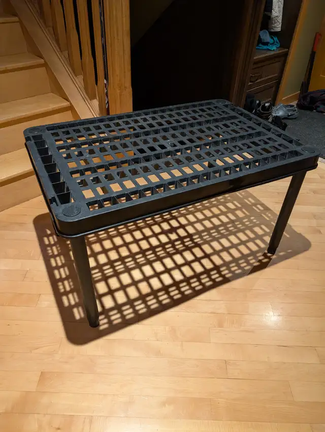 Sturdy Black Plastic Laundry Room Table - Photo 4