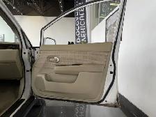 2012 Nissan Versa SL - Photo 25