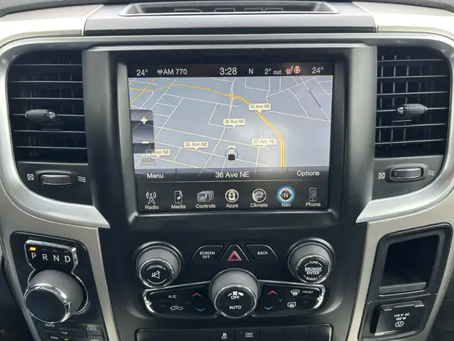 2017 Ram 1500 BIG HORN CREW CAB 4X4/NAVIGATION/B.CAM/FINANCING A - Photo 29