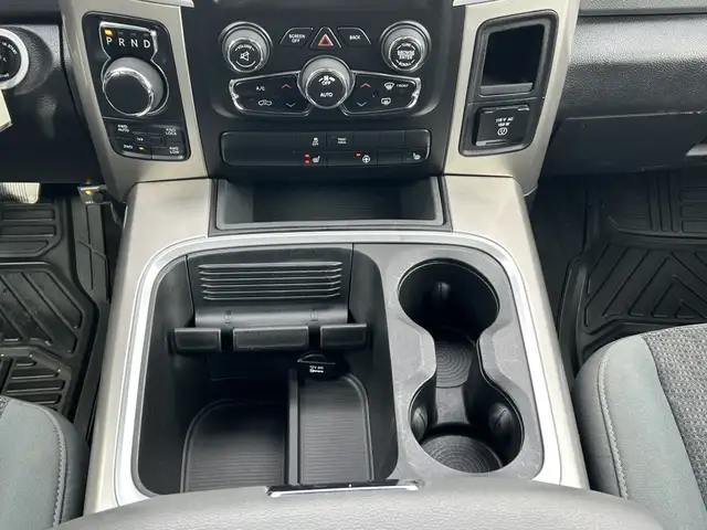 2017 Ram 1500 BIG HORN CREW CAB 4X4/NAVIGATION/B.CAM/FINANCING A - Photo 30