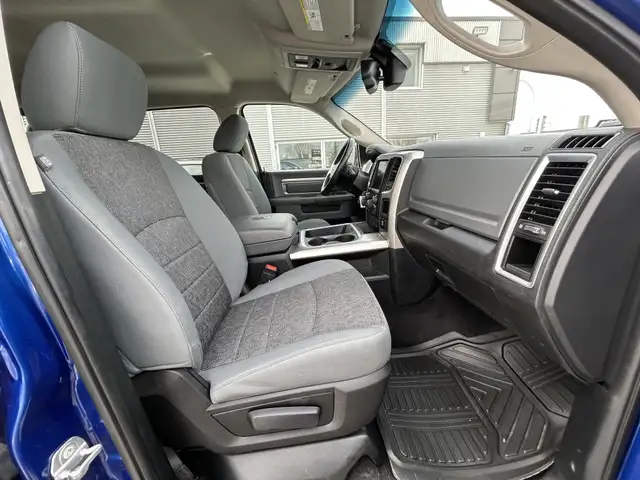 2017 Ram 1500 BIG HORN CREW CAB 4X4/NAVIGATION/B.CAM/FINANCING A - Photo 40