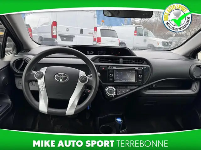 Toyota Prius c Hayon 5 portes 2016 - Photo 8