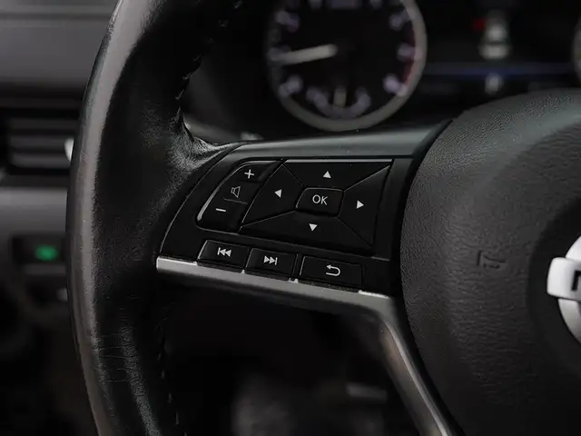 2022 Nissan Sentra SV, Sunroof, Alloy Wheels, Remote starter - Photo 18