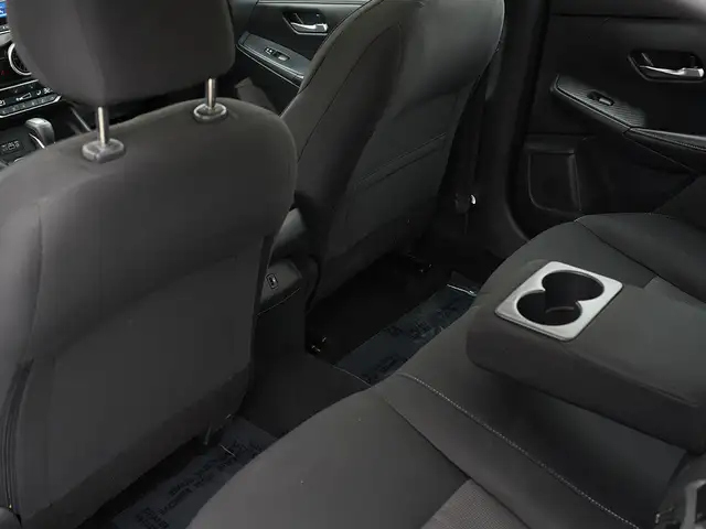 2022 Nissan Sentra SV, Sunroof, Alloy Wheels, Remote starter - Photo 28