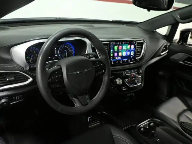 2024 Chrysler Pacifica Touring L S Appearance Leather Panoramic - Photo 10