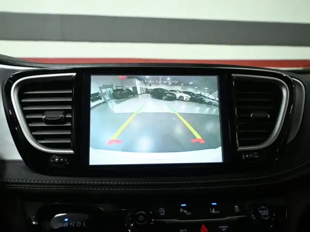 2024 Chrysler Pacifica Touring L S Appearance Leather Panoramic - Photo 20