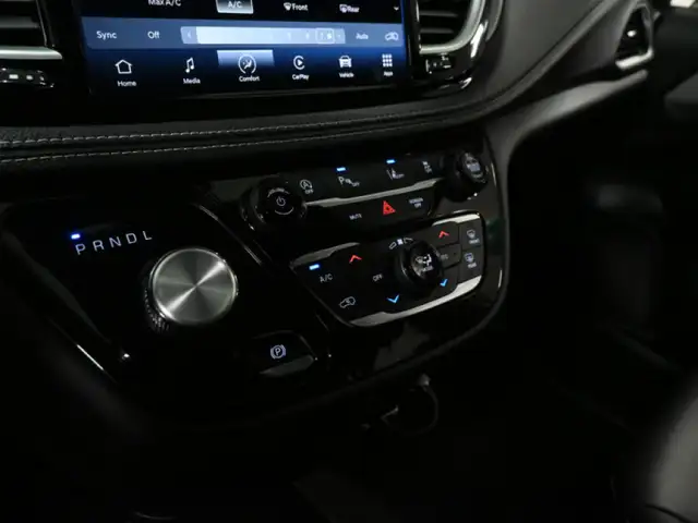 2024 Chrysler Pacifica Touring L S Appearance Leather Panoramic - Photo 21