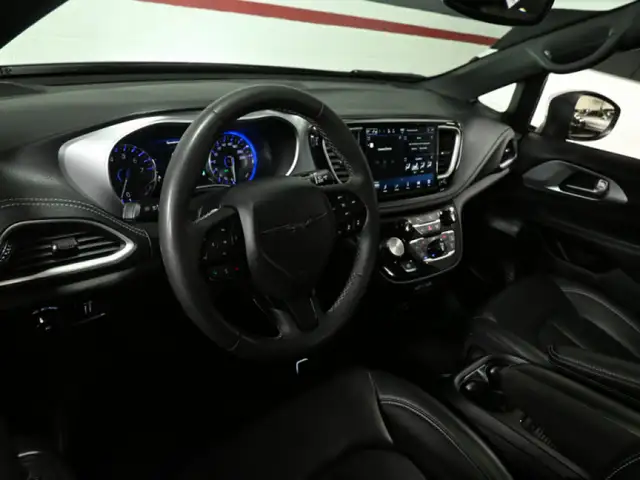 2023 Chrysler Pacifica Touring L No Accident S Appearance AWD Le - Photo 10