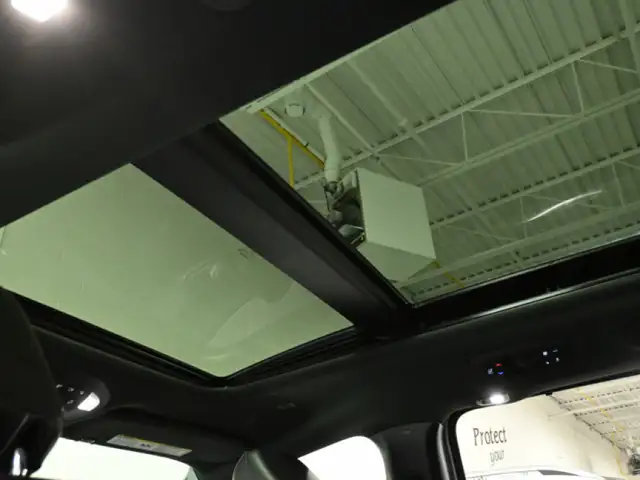 2023 Chrysler Pacifica Touring L No Accident S Appearance AWD Le - Photo 23