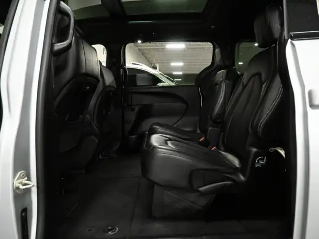 2023 Chrysler Pacifica Touring L No Accident S Appearance AWD Le - Photo 25