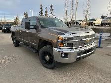 2015 Chevrolet Silverado 2500HD LTZ 6.6L - Photo 2