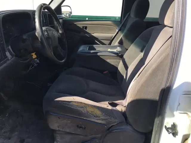 2003 Chevrolet Silverado 2500HD - Photo 14