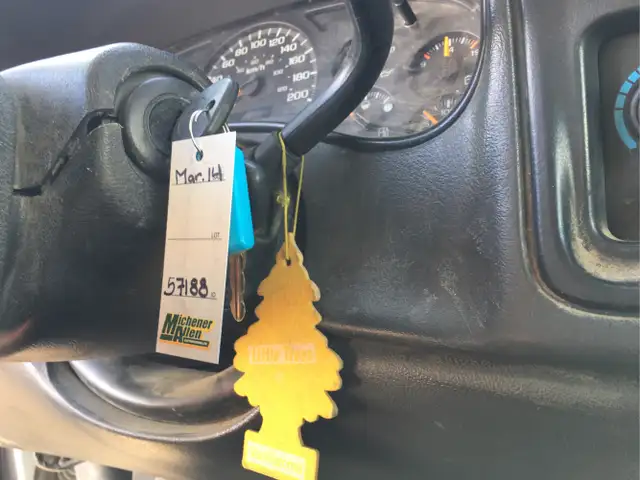 2003 Chevrolet Silverado 2500HD - Photo 17