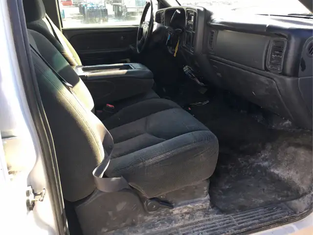 2003 Chevrolet Silverado 2500HD - Photo 20