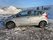 2015 Nissan Versa Note - Photo 2