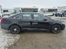 2017 Ford Taurus - Photo 6